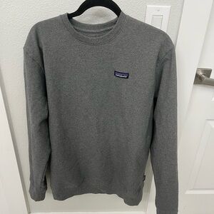 Patagonia Men's Classic Gray Crewneck Sweatshirt